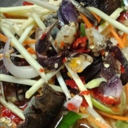 ยำมะม่วงปูจืด