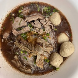 เส้นหมี่ขาว พิเศษ