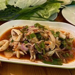 ลาบปลาหมึก