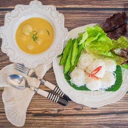 ขนมจีนน้ำยาลูกชิ้นปลาเยาวราช ชุดเล็ก