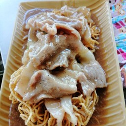ราดหน้าหม้อดินซอยศาลาแดง
