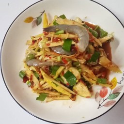 ตำมะม่วงกุ้งสด