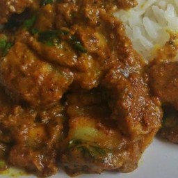 หมูกรอบ ผัดพริกแกงใต้ กล่องใหญ่