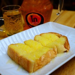 ขนมปังเนย+นม+น้ำตาล (Delivery)