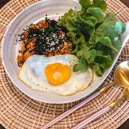 ข้าวผัดหมูโคชูจัง