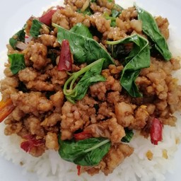 ข้าวกะเพราหมูสับ อร่อยอิ่ม