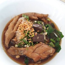 เจี๊ยบ เจี๊ยบ เล้งแซ่บ เตี๋ยวไก่