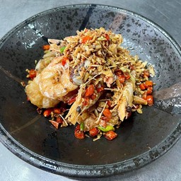 กุ้งแชบ๊วยผัดพริกเกลือ