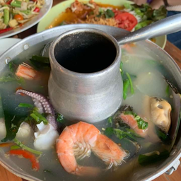 โป๊ะแตกทะเลรวม(หม้อไฟ)