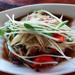 ตำปูปลาร้าหมูยอ