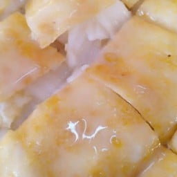 ไก่ย่างร้านสีแดง
