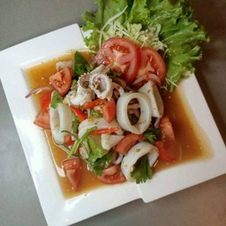 ยำปลาหมึก