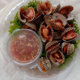 ร้านสะแต๊กกะเพรา เอื้ออาทรนาเกลือ