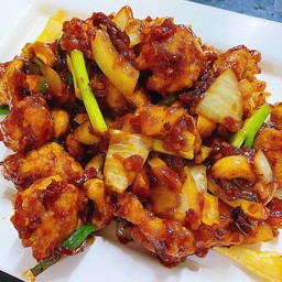ไก่ผัดเม็ดมะม่วง