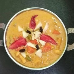 แกงผักรวมกับชีส