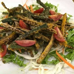 กระเจี๊ยบทอดเครื่องเทศ