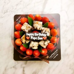 Strawberry brownie blossom 1 pound With Choc plate