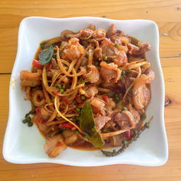 ผัดเผ็ดหมู