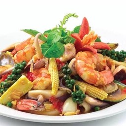 ผัดขี้เมา ( พร้อมข้าว )