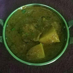 แกงเคอรี่กุ้งกับมันฝรั่ง