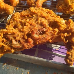 โครงไก่ทอด