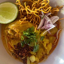ข้าวซอยเชียงใหม่ By ตังค์เมย์