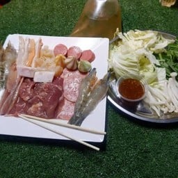 หมูกะทะนิชาร้อยล้าน หมูกระทะน้องณิชา