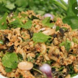 ลาบไก่ แซ่บนัว
