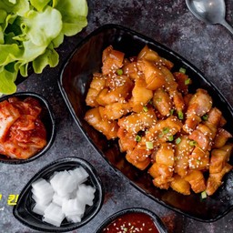 หมูสามชั้นย่างเกาหลีห่อผัก