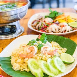 ข้าวผัดทะเล