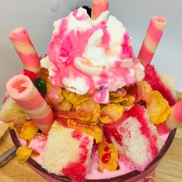 ปังเย็นMilk pink whip ปังเย็น