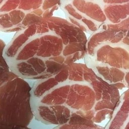 สันคอหมู ใหญ่