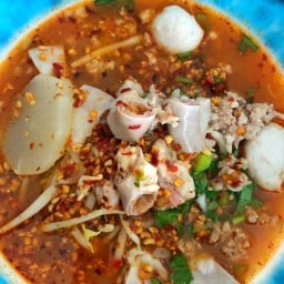 พี่สั่ง น้องทำ กระเพรากะก๋วยเตี๋ยว