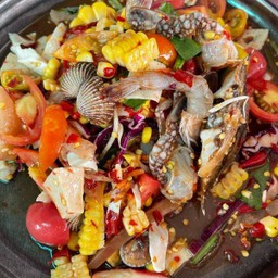 ยำทะเลสูตรสไตล์ตำนัวร์