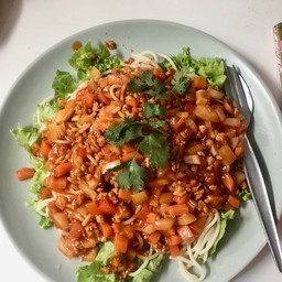 สปาเกตตีผัดซอส