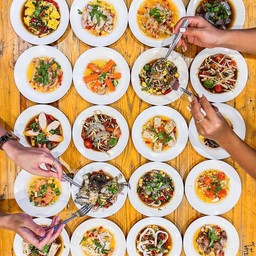 ยำหมูยอ.