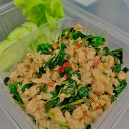 กระเพาไก่สับ(กับข้าว)
