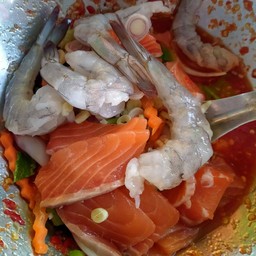 แซลมอน-กุ้งสด