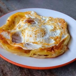 โรตีไส้ไข่ดาว