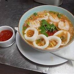 สุกี้ปลาหมึก