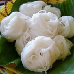 ขนมจีนเปล่า