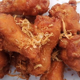 ไก่ทอด 2 รส✌🏻 (สาขา 2 ปั๊ม ปตท.ค่ายกฤษณ์ศรีวะรา ) ขายอยู่ข้างปั๊มน้ำมันปตท.ค่ายกฤษณ์ศรีวะรา ( มทบ.29 )