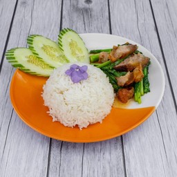 ผัดคะน้า (กับข้าว)