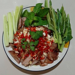 หมูคำหวาน ราคา 120 บาท