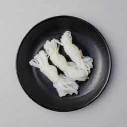 เส้นบุก