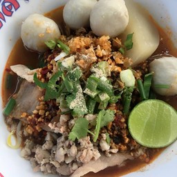 ก๋วยเตี๋ยวหมูต้มยำ(พิเศษ)