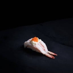 กุ้งราดสลัด
