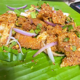 ยำไก่แซ่บ เป็นกับ