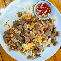 ข้าวไข่ขยี้[เลือกเนื้อสัตว์ไ่ด้ค่ะ]