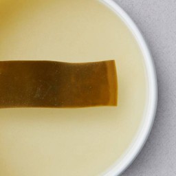 ซุปสาหร่ายคอมบุ (เดี่ยว)